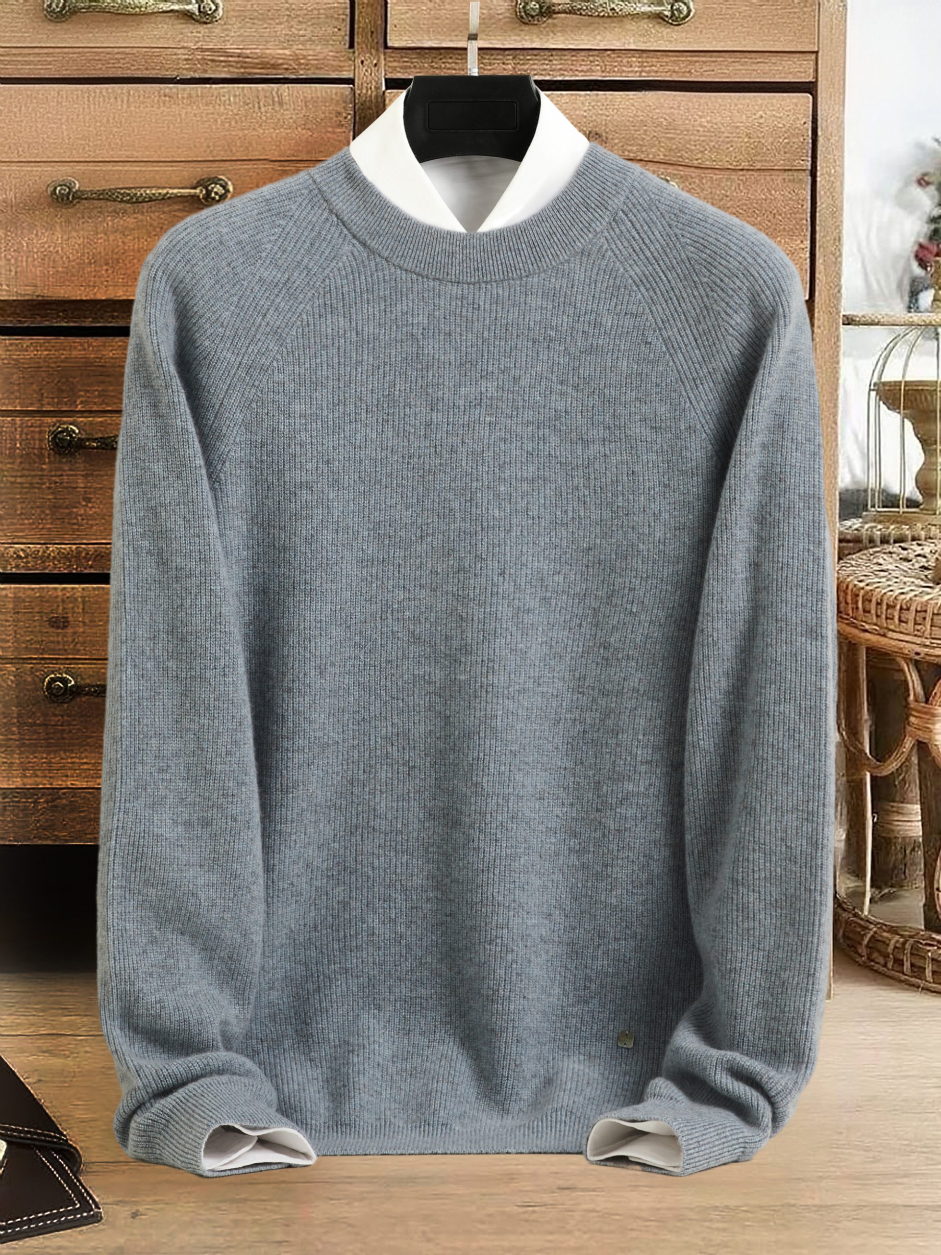 Classic Cashmere Crewneck Sweater - Image 4